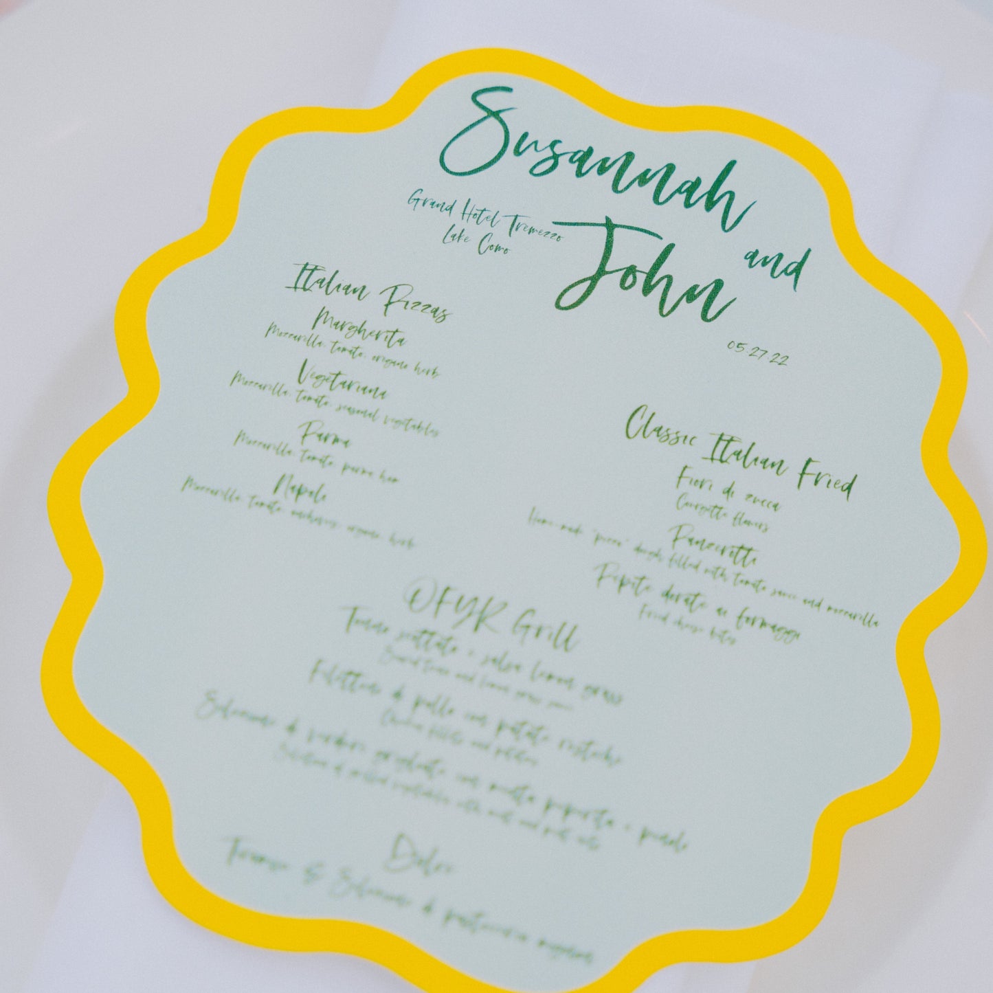 Personalized scalloped edge menu