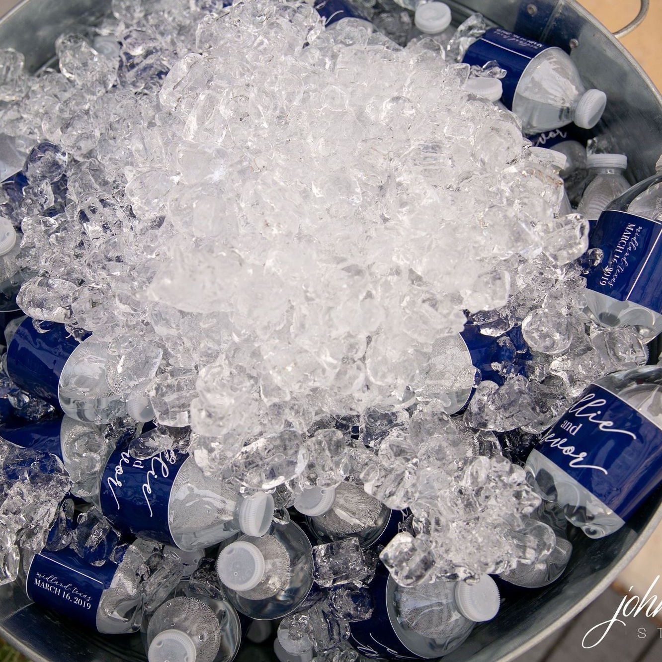 personalized waterbottles in ice